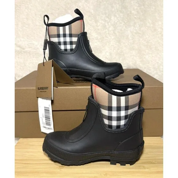 Burberry Flinton Black Rubber Rain Boots Toddler US 8 EUR 25 NEW - Picture 8 of 8